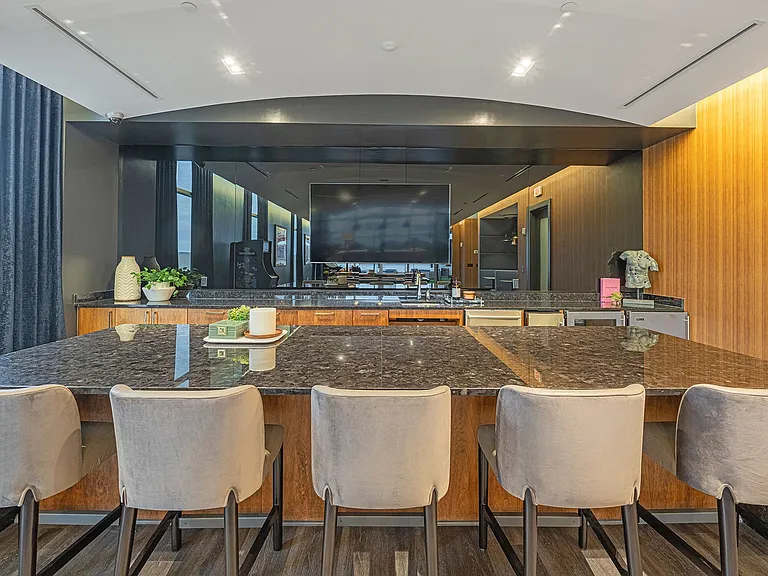 Venue Brookwood Apartments — Photo 25