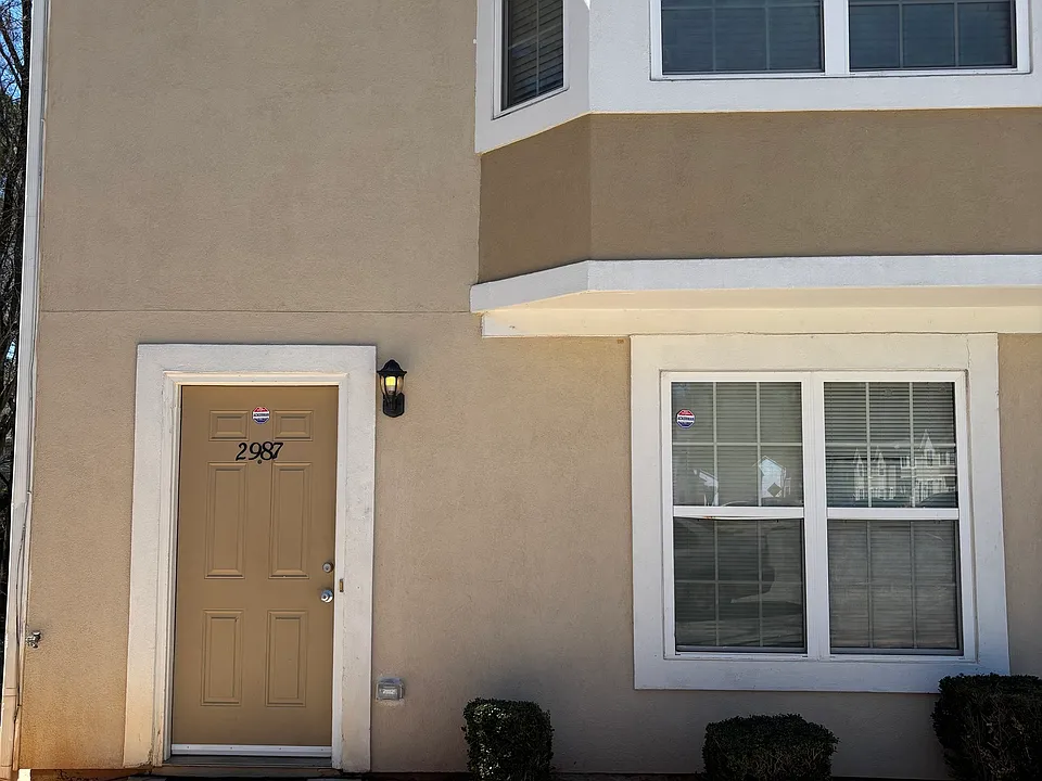 2987 Fields Dr