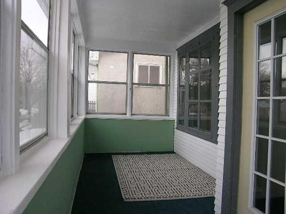 5th image of 1103 Suburban Ave