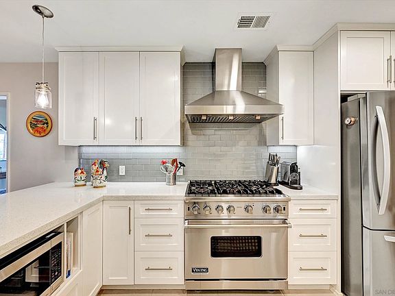 2nd image of 8055 Cinnabar Dr