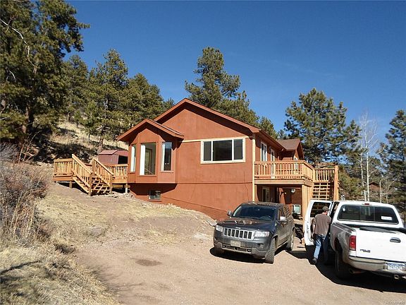 4th image of 619 N Pine Dr
