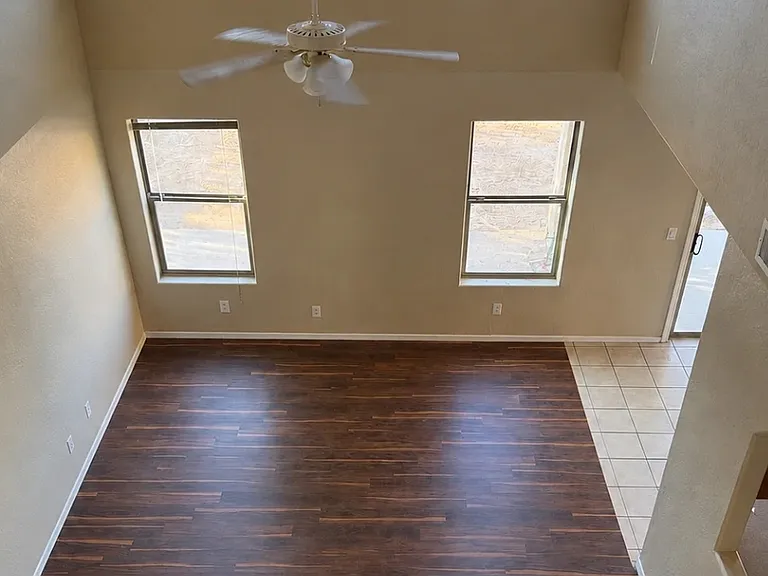 25258 W Jackson Ave — Photo 4