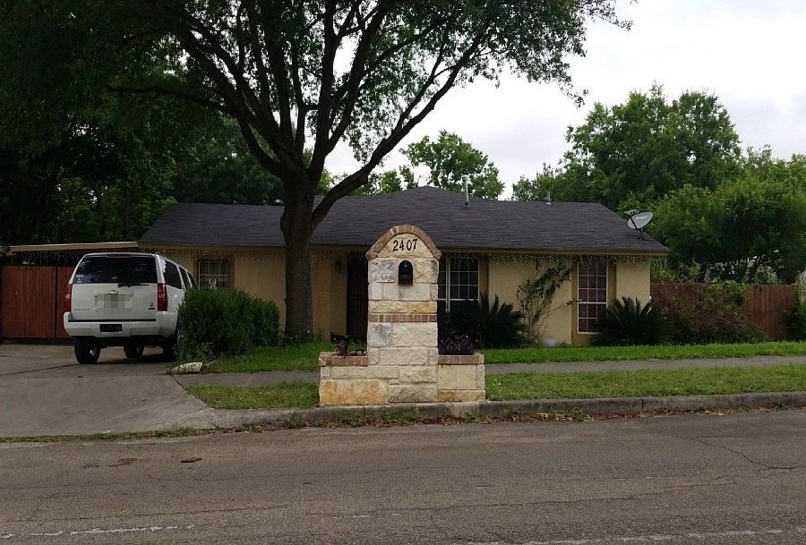 1st image of 2407 Chesterhill Dr
