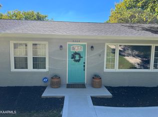 6004 Villa Rd, Knoxville, TN 37918