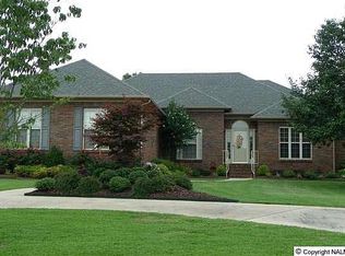 17556 Hall St W, Athens, AL 35611