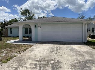 11950 107th Ave, Seminole, FL 33778