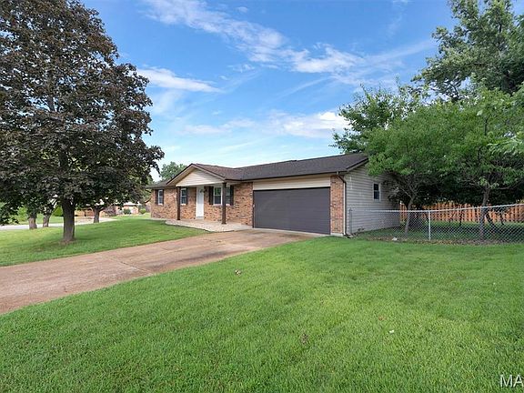 2nd image of 3901 Nugget Dr