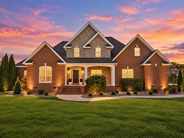 113 Stagecoach Pass, Tullahoma, TN 37388