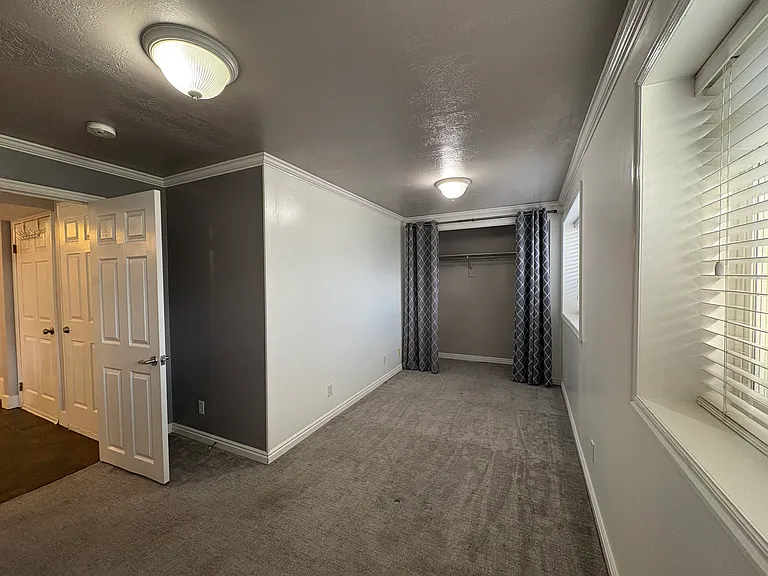 9731 S 3065 W — Photo 9