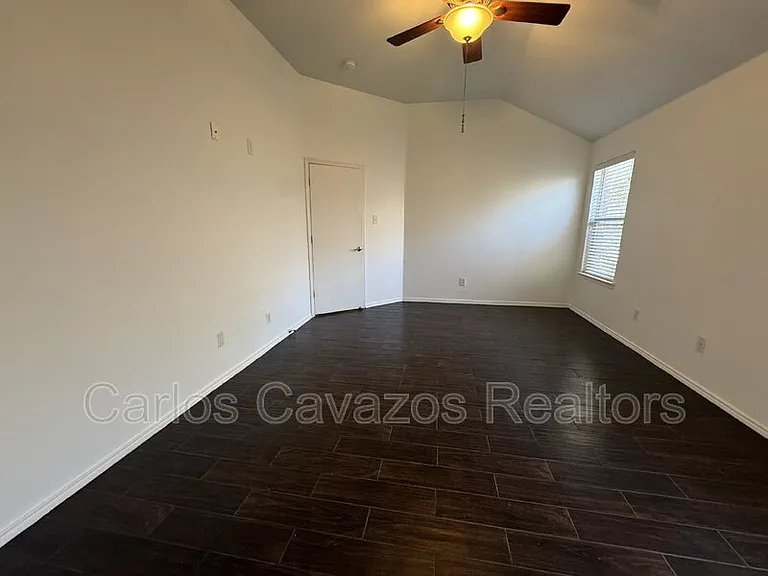 12462 Ridgetop Cir — Photo 18