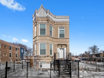 3824 W Fulton St, Chicago, IL, 60624