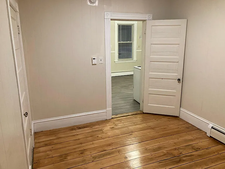 358 Main St #5 — Photo 4
