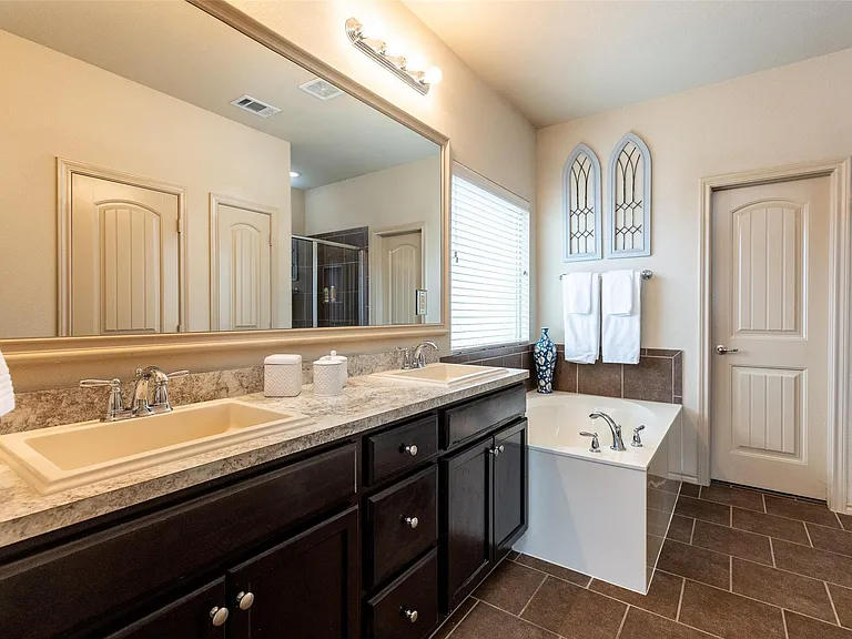 509 Vidalia Ct — Photo 23