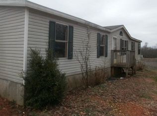 671 Nails Creek Xing, Royston, GA 30662
