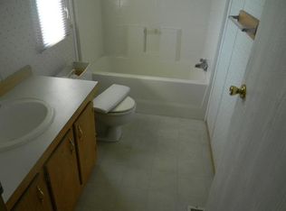 326 Beauvue Rd, Elm City, NC 27822