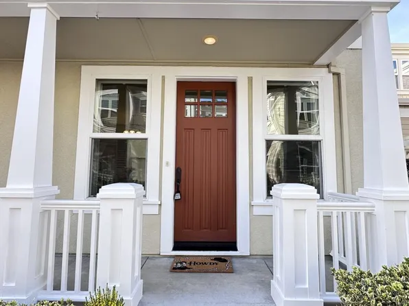 135 Creekside Village Dr, Los Gatos, CA 95032