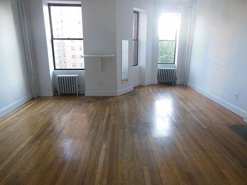 5th image of 83 W 104th St
