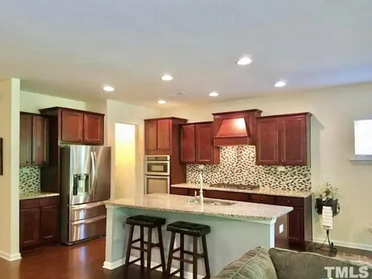 1284 Magnolia Row Trl — Photo 7