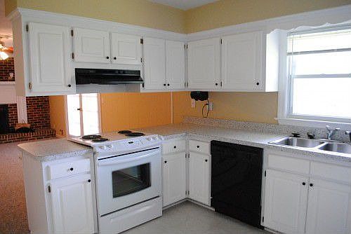 4th image of 216 Willard Dr