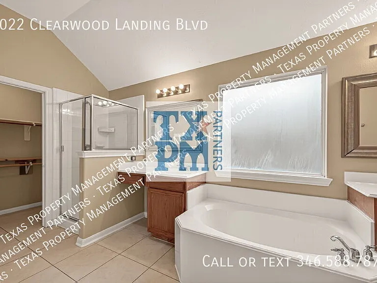 9022 Clearwood Landing Blvd — Photo 27