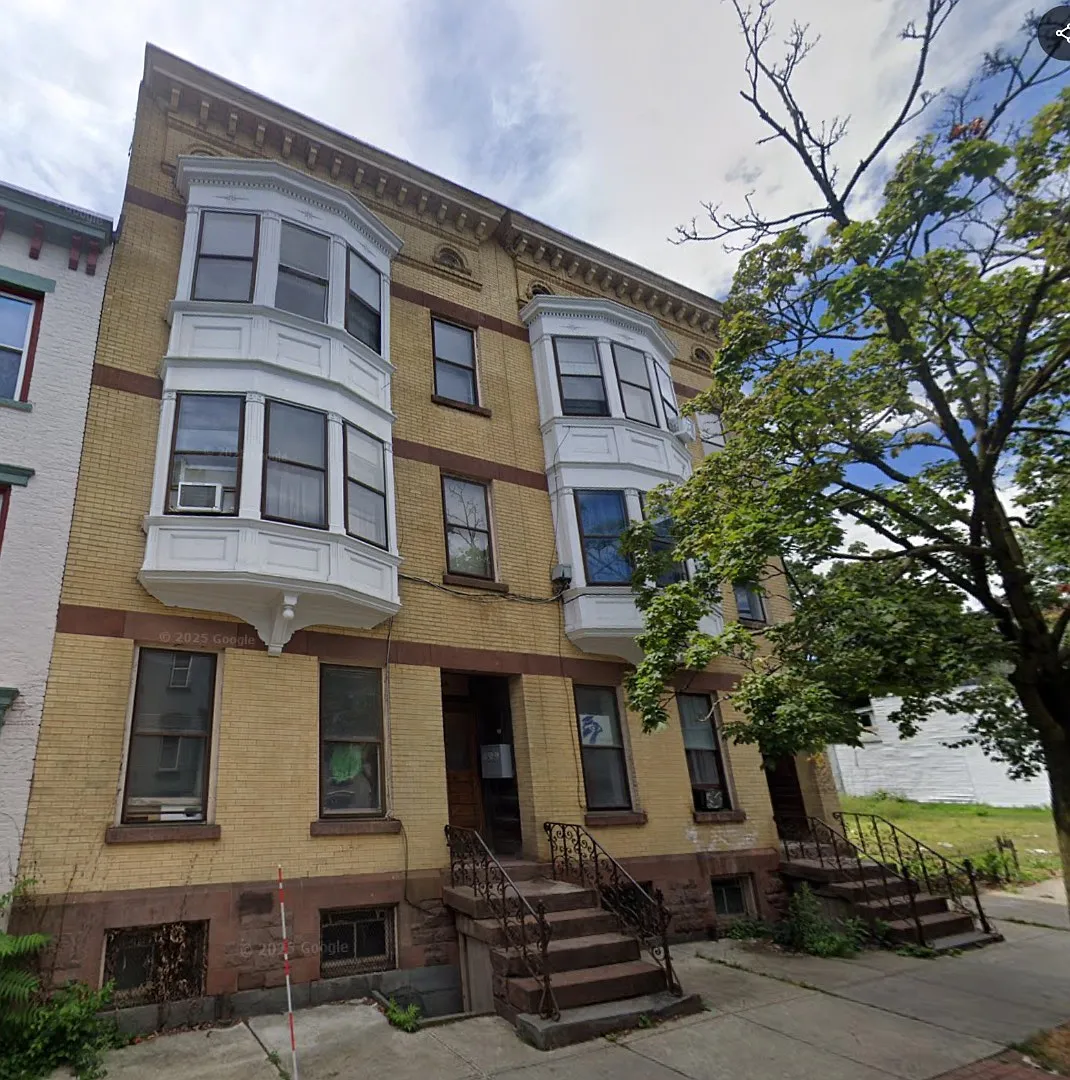 400 Madison Ave - A - 3rd Fl — Photo 4