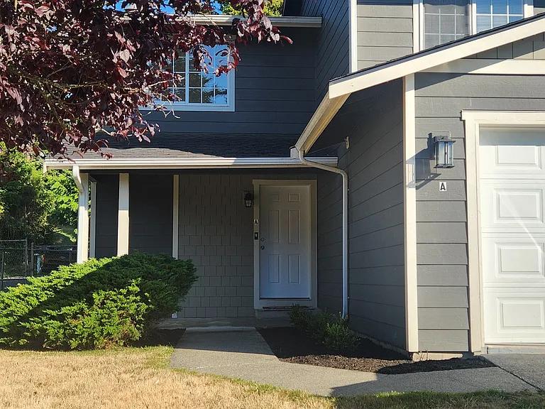 706 60th St SW — Photo 1