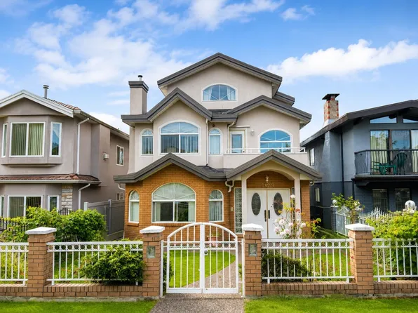 3423 E 24th Ave, Vancouver, BC V5R 1G5