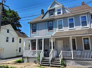 215 N 8th St, Easton, PA 18042