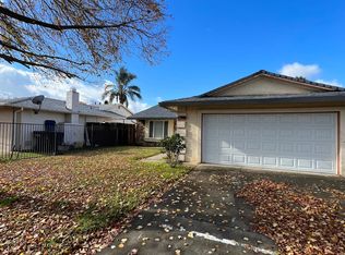 2851 Carberry Way, Sacramento, CA 95833