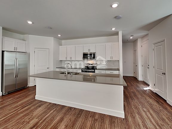 5th image of 9139 Liberty Cap Ct