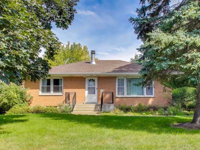 927 Half Day Rd, Highland Park, IL, 60035