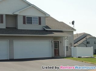 1861 Bridgewater Blvd S, Cambridge, MN 55008