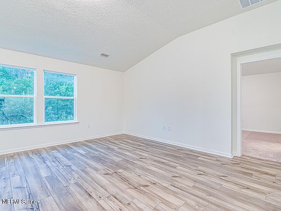 3rd image of 2370 DALLAS CREEK LN