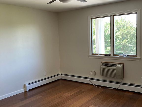 4th image of 4 Pleasant Ave APT 5