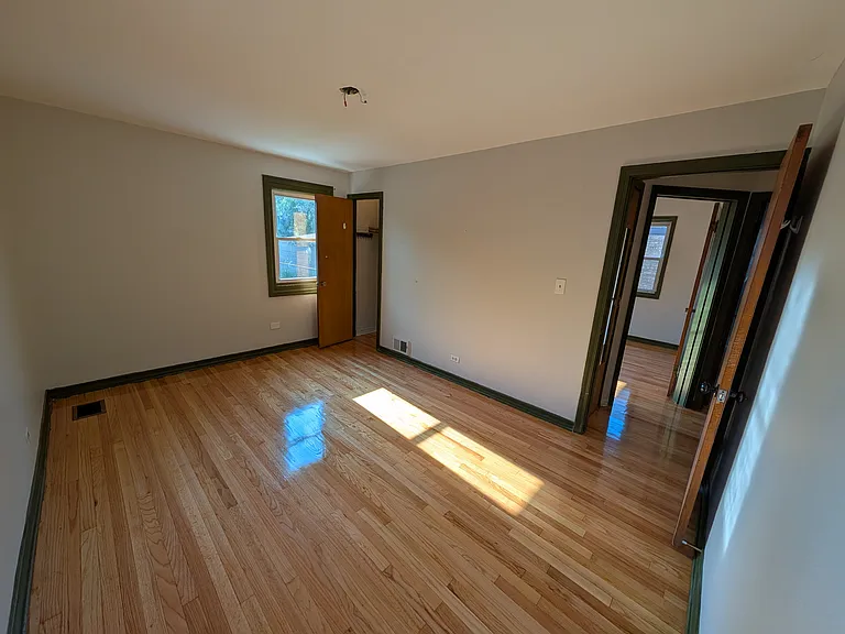 748 Westchester Blvd — Photo 6