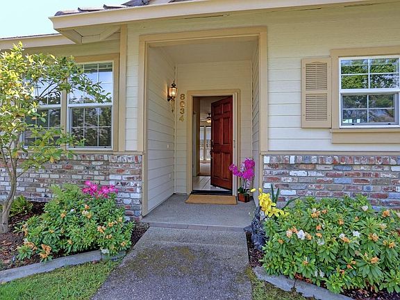 5th image of 8034 Auburn Oaks Village Ln