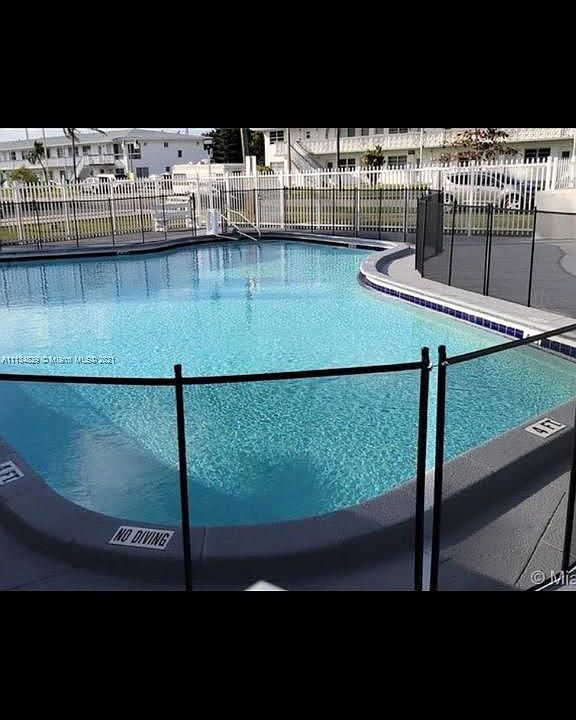 1st image of 51 NE 204th St APT 2