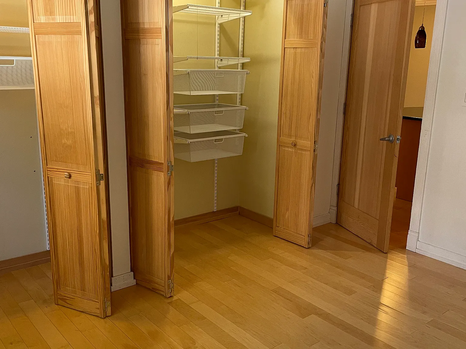 1 bed, 600 sqft, $1,900 — Photo 3