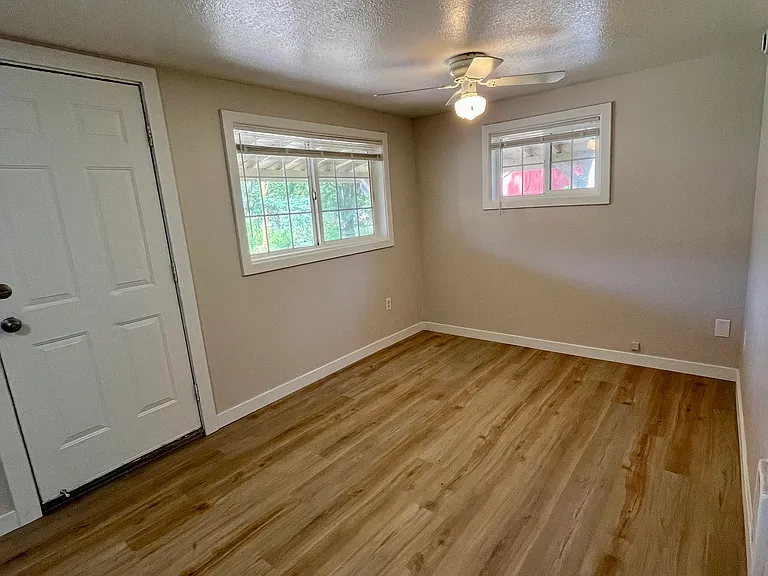105 Front St S #9 — Photo 11