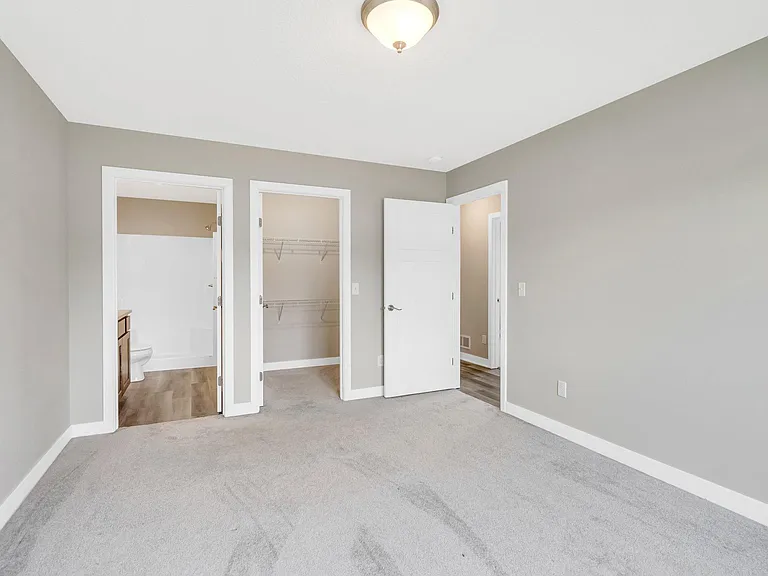 335 Cypress St — Photo 14