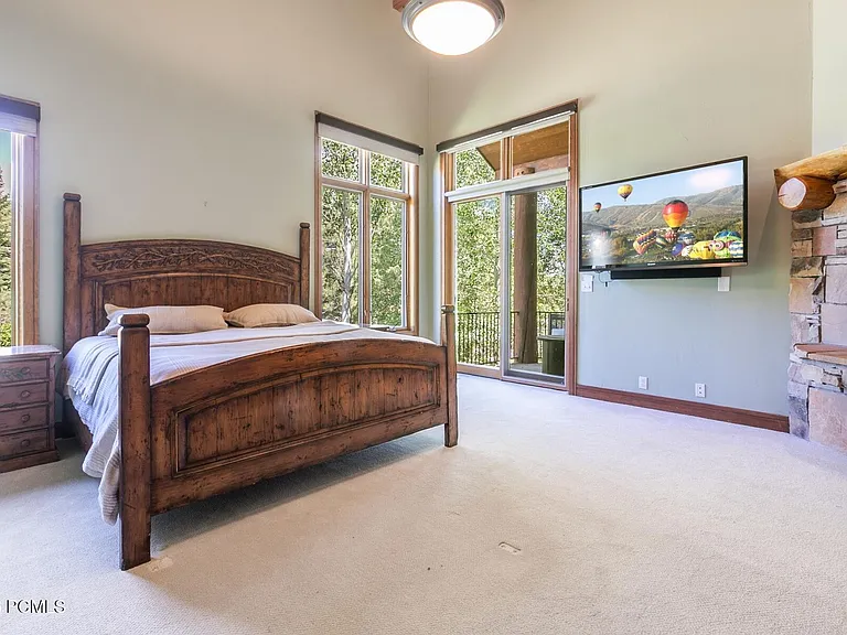 2780 Gallivan Loop #32 — Photo 11