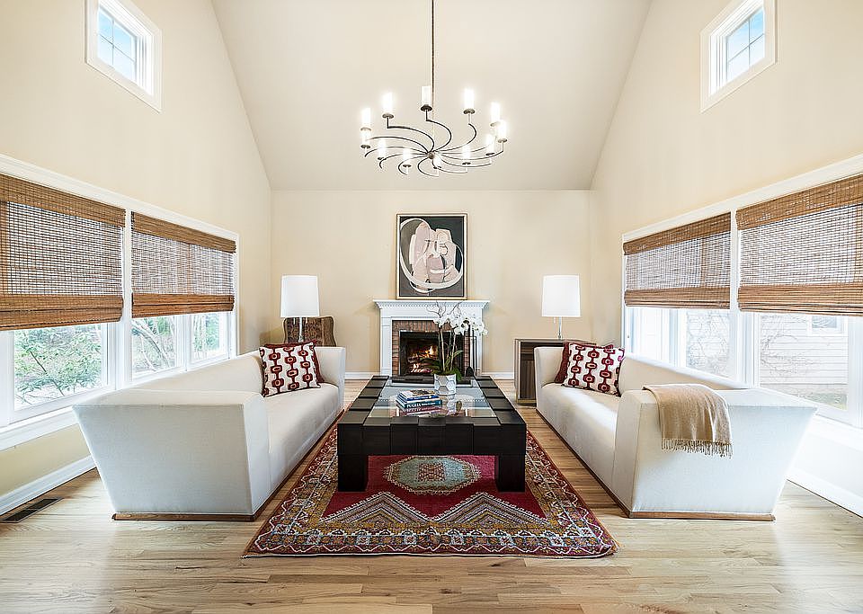 Comfortable Media Room 