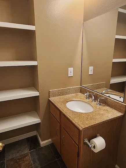 816 North St #25 — Photo 16