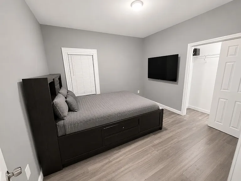 38 Hamilton St #2 — Photo 1