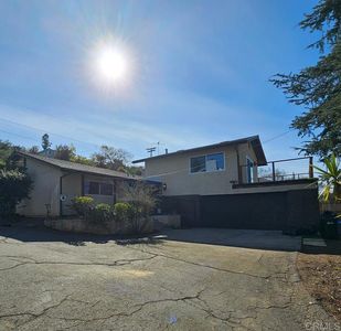 1337 Eucalyptus Ave, Vista, CA, 92084