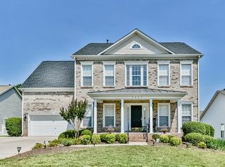 2607 Tall Pines Ln, Matthews, NC 28105