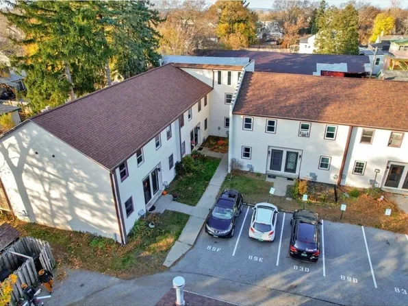 89H North Champlain Street, Burlington, VT 05401
