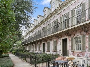 2113 Prytania St, New Orleans, LA 70130