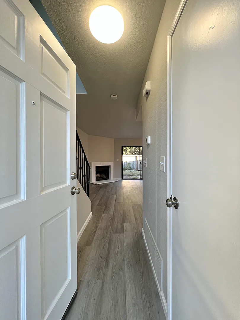 Adobe Creek Apartments — Photo 4