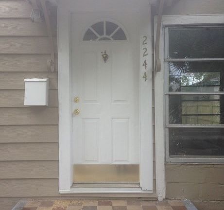 2nd image of 2244 Melrose Ave S